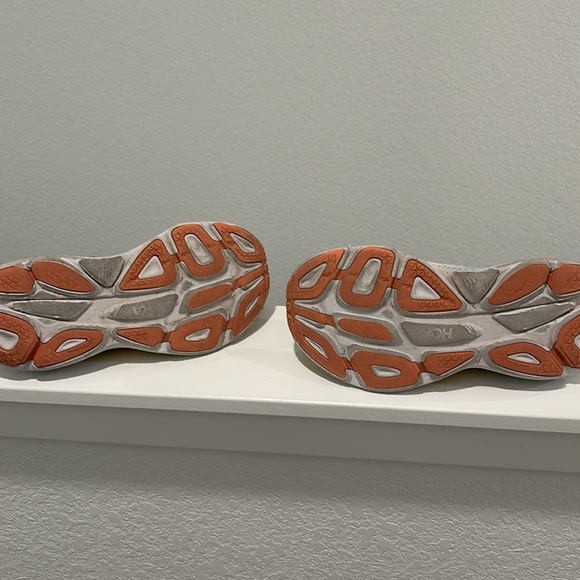 HOKA Bondis - Picture 4 of 4